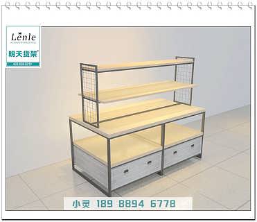 【最新圖片】鳳毛龍甲的lenle伶俐飾品貨架